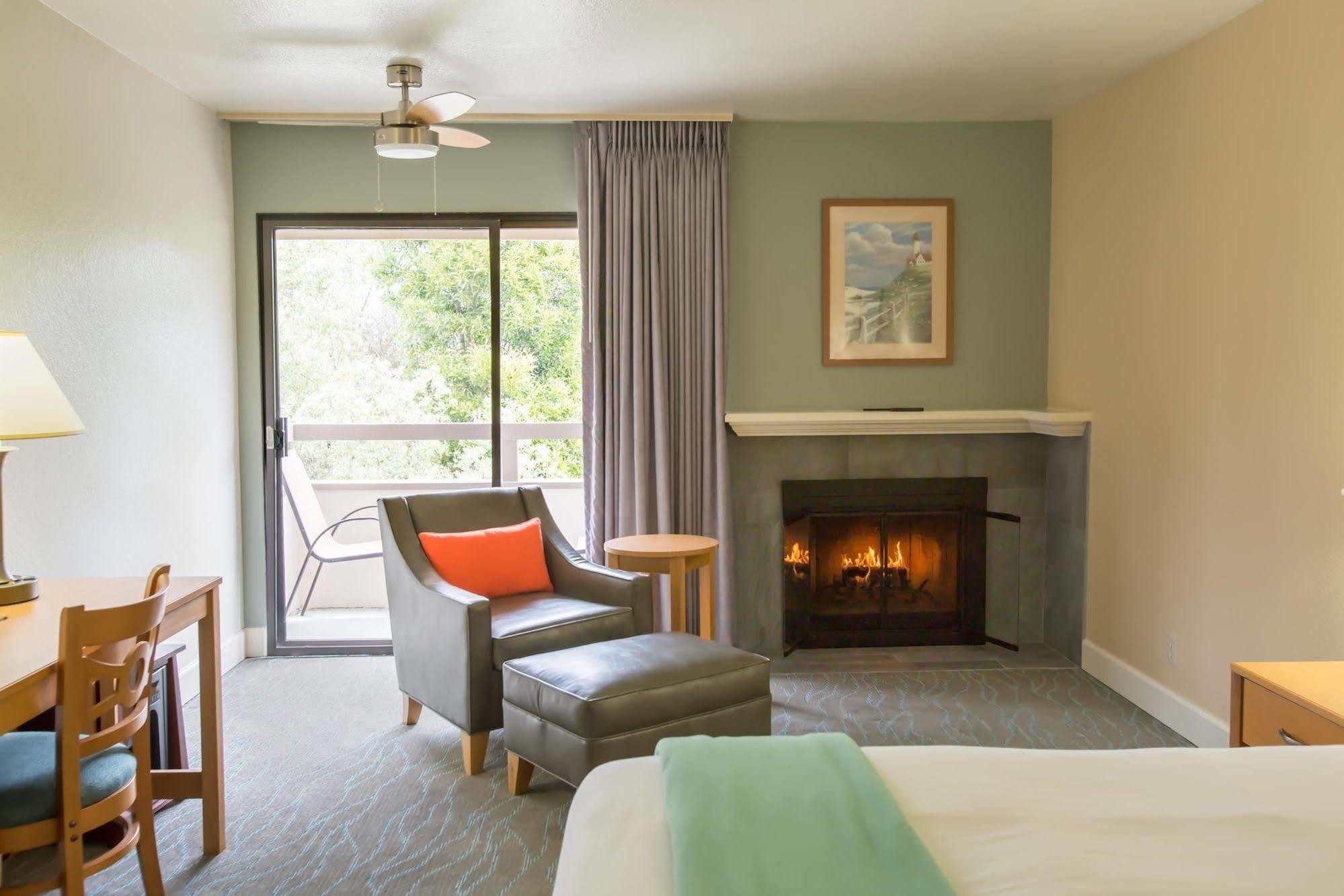 Colton Inn Monterey Exterior foto